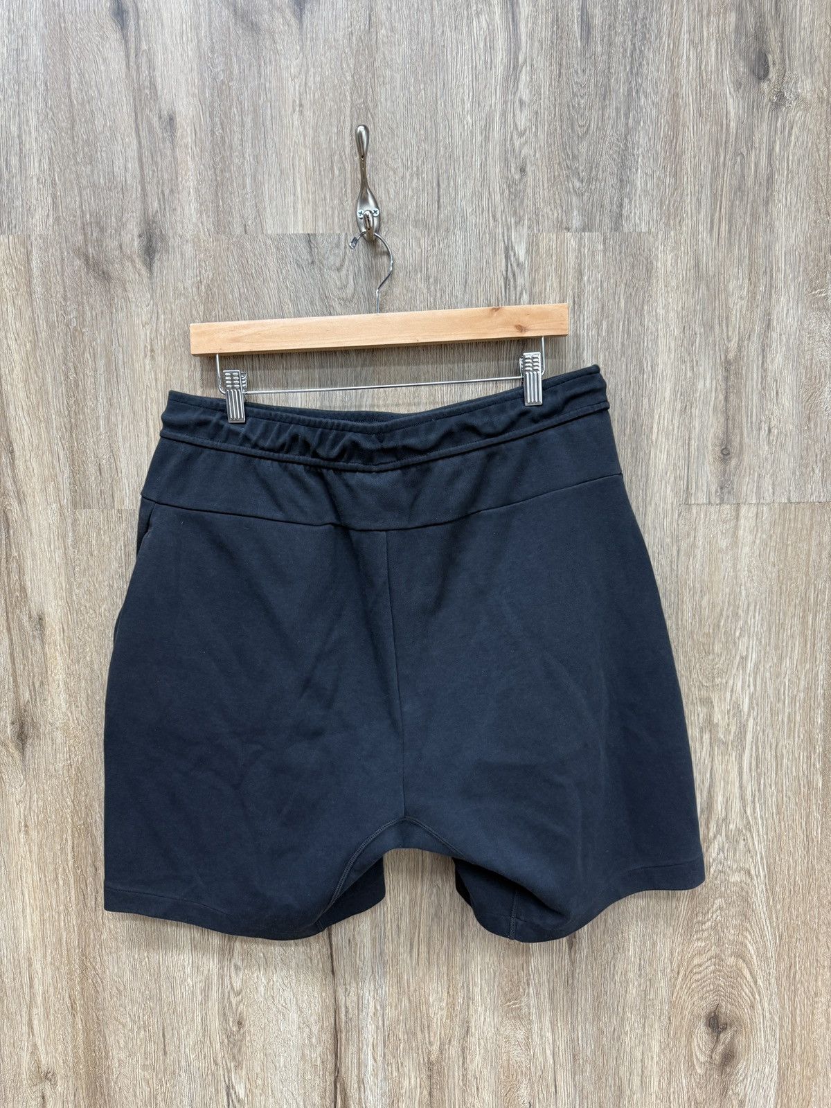 Nike Nike Tech Black Shorts Size US 34 / EU 50 - 6 Thumbnail