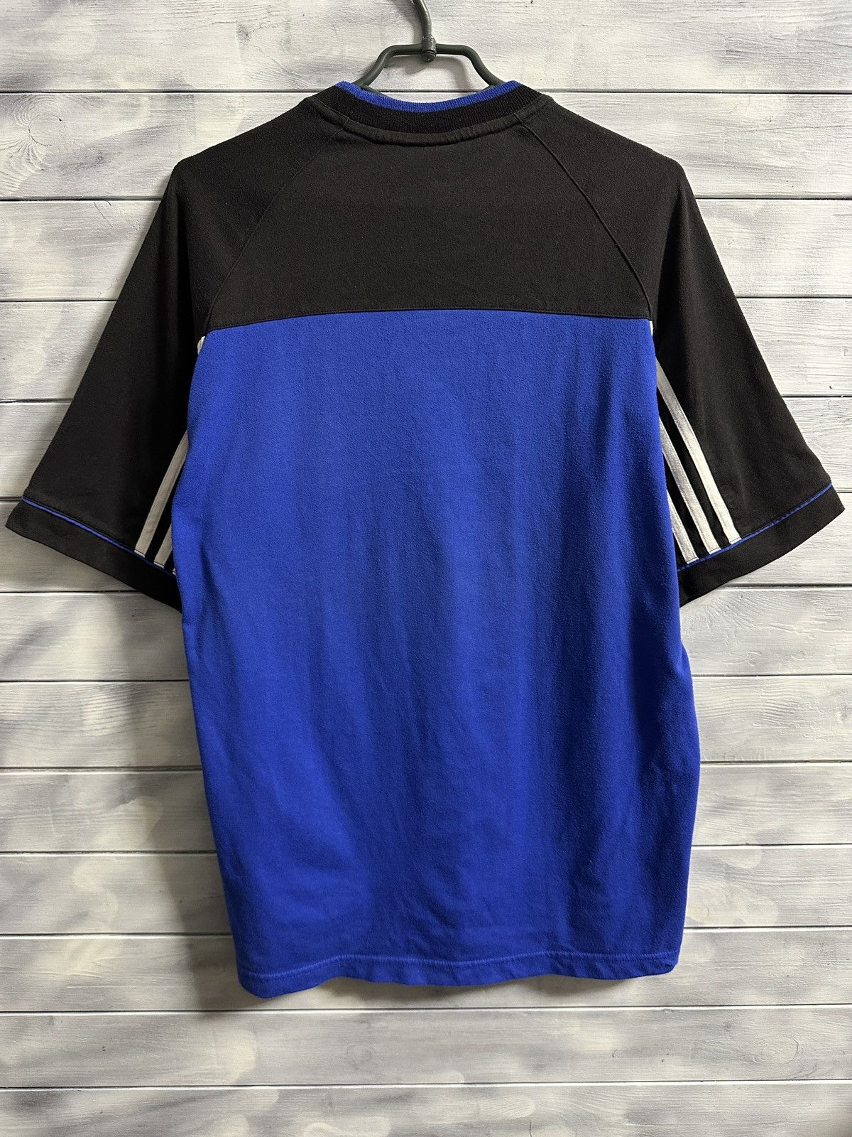 Adidas Rare Vintage T-Shirt Adidas Centr Logo Triples . Size US M / EU 48-50 / 2 - 6 Thumbnail