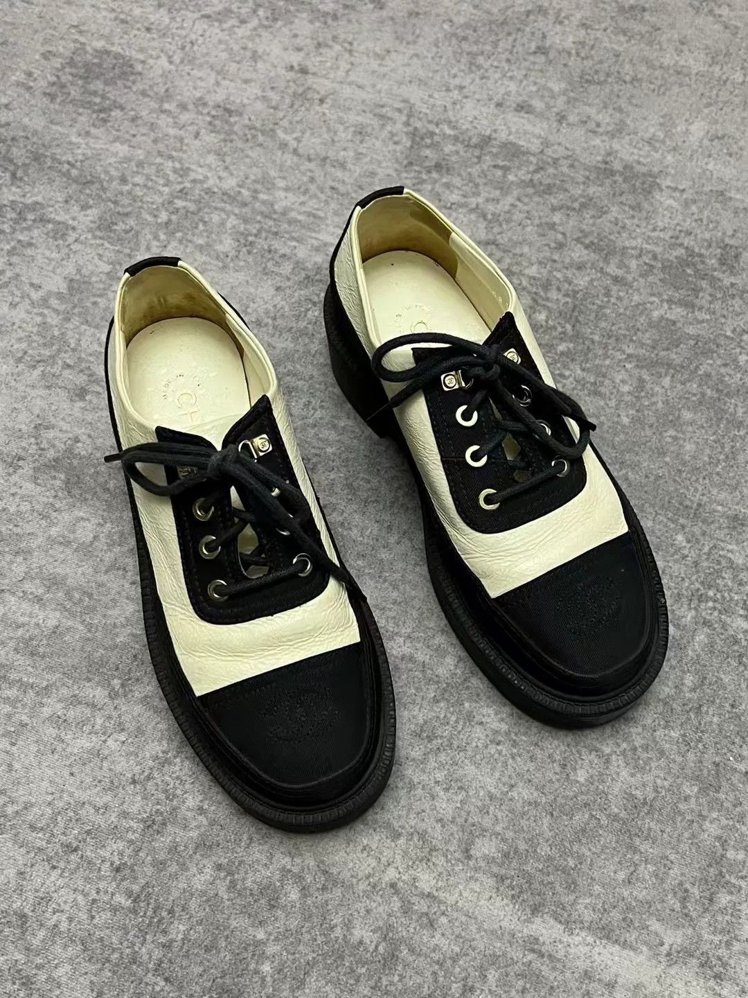 Chanel Chanel Panda Color Block Loafers Size US 4.5 / IT 34.5 - 1 Thumbnail