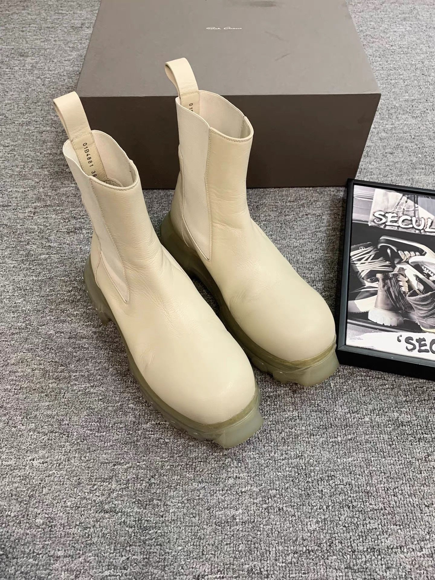 Rick Owens Rick Owens 22FW Mainline Tractor Chelsea Boots K34 Size US 9 / IT 39 - 3 Thumbnail