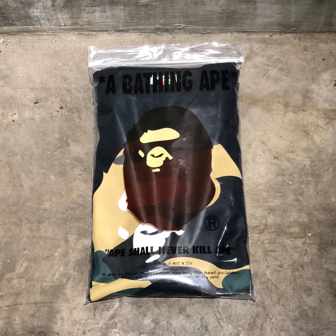 Bape BAPE Big Ape Head camo tee Size US L / EU 52-54 / 3 - 9 Thumbnail