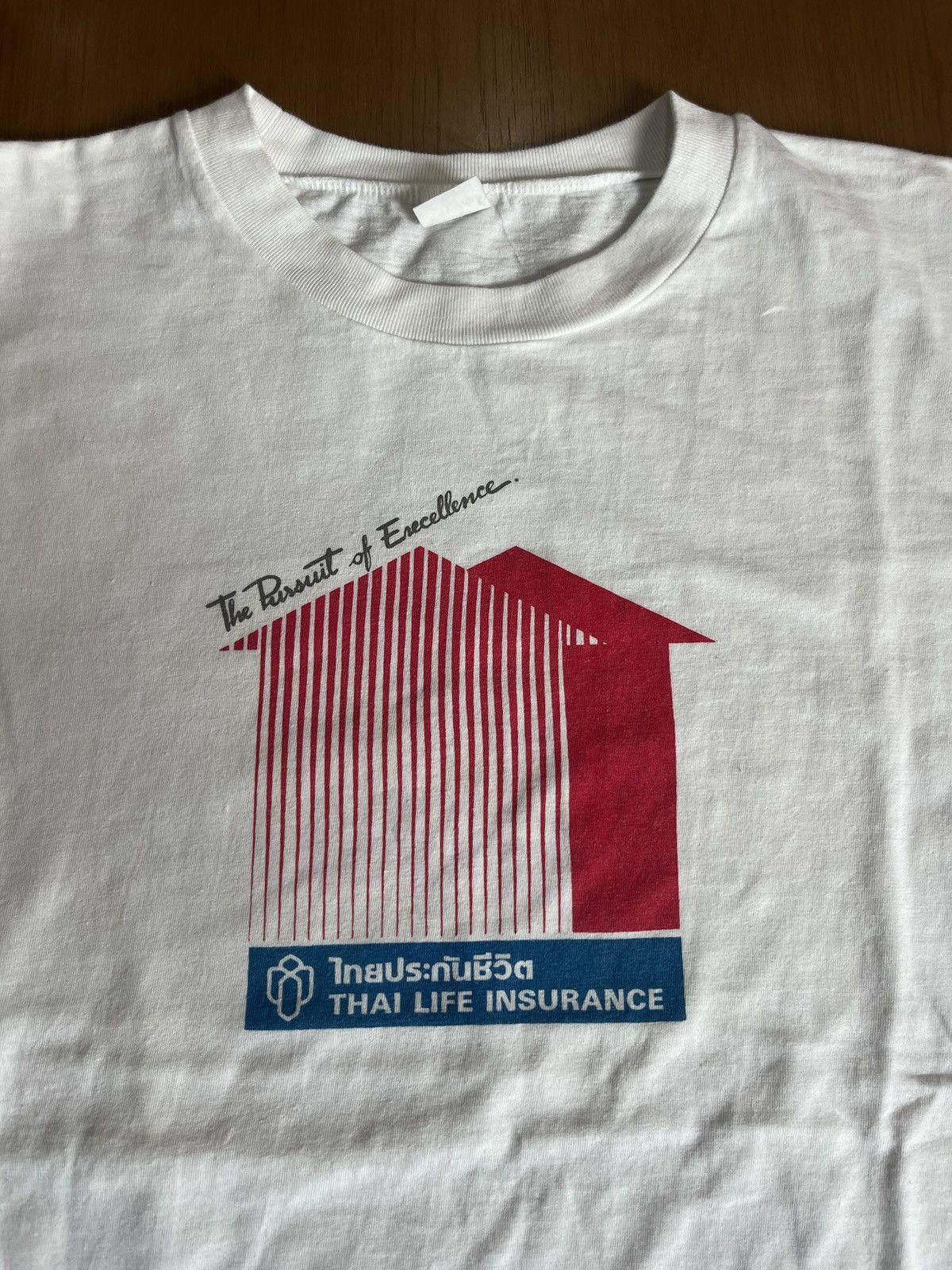 Vintage Vintage THAI LIFE INSURACE 90’s promo product Tshirt Size US XL / EU 56 / 4 - 4 Thumbnail