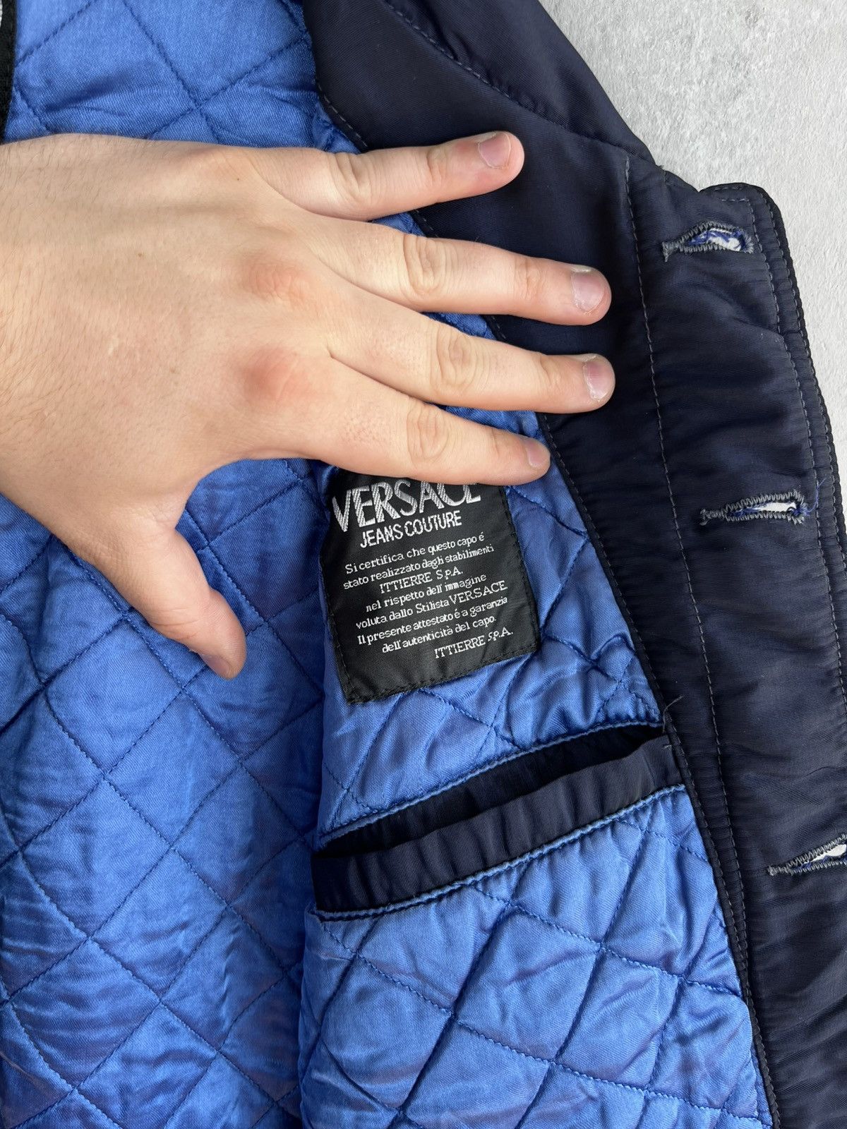 Versace Jeans Couture Versace bomber jacket vintage 90s Size US L / EU 52-54 / 3 - 8 Thumbnail