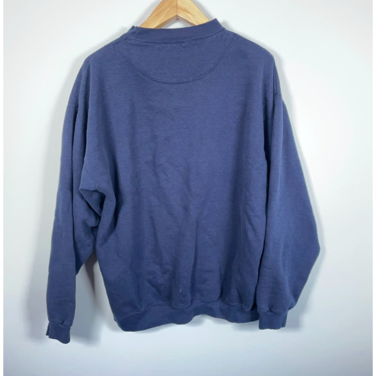 Vintage VINTAGE Headwaters Sweatshirt Dark Blue Embroidered Alpina Buck Men XL Graphic Print Crew Neck Pullover Regular Cotton-Blend Fleece Size US XL / EU 56 / 4 - 2 Thumbnail