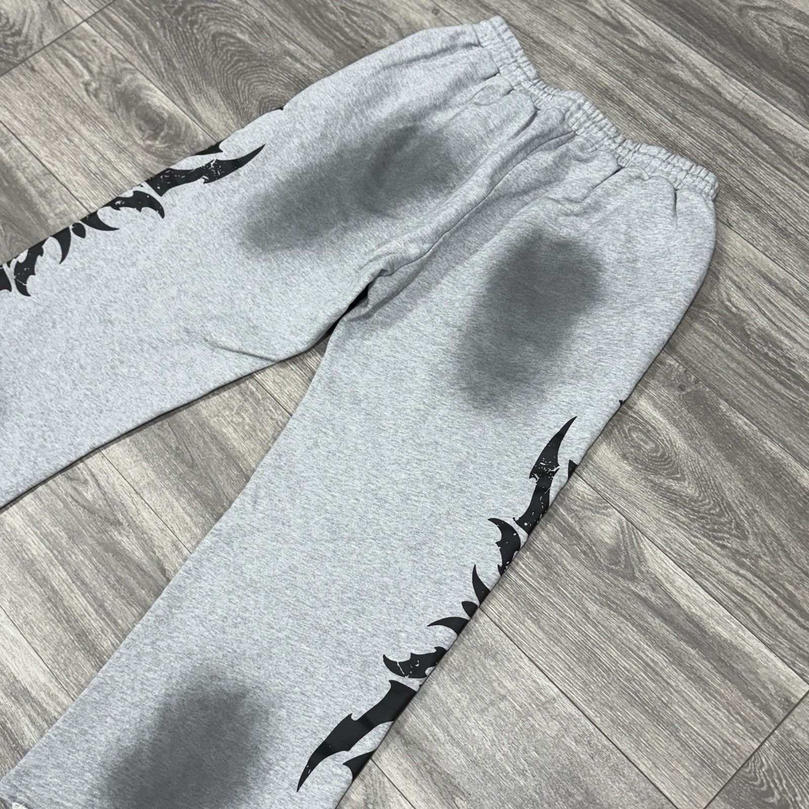 LOSTSHDWS Lost Shdws Distressed Complexcon Exclusive Sweatpants | NEW! Size US 33 - 8 Thumbnail