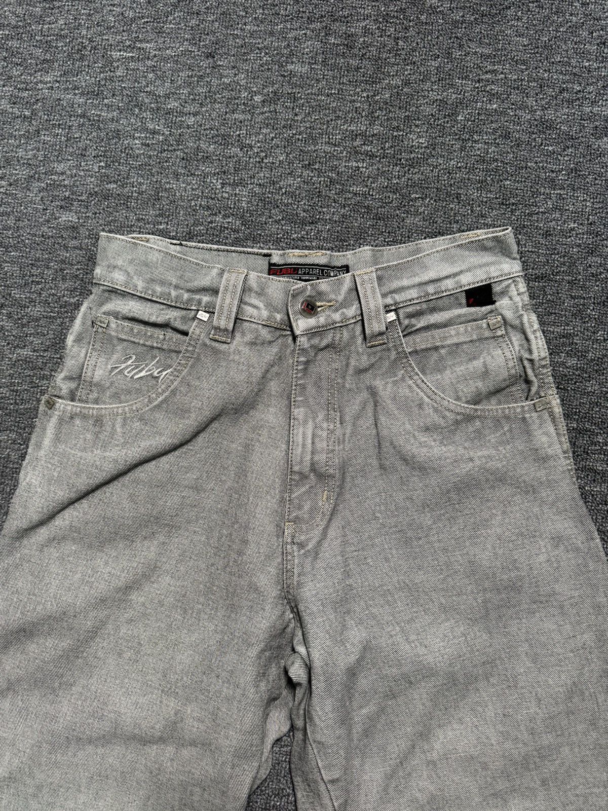 Fubu FUBU Girls Size 14 26x26 Gray Carpenter Cargo Jeans Y2K Size 26" / US 2 / IT 38 - 9 Thumbnail