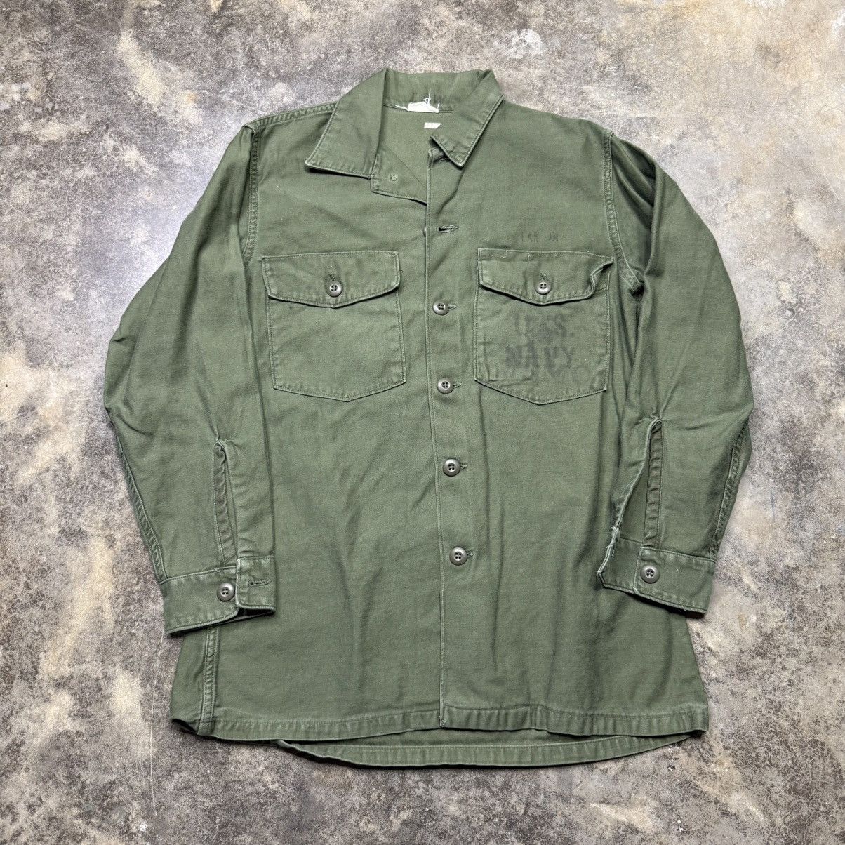 Vintage vintage green OG 107 US navy button up shirt Size US M / EU 48-50 / 2 - 4 Thumbnail