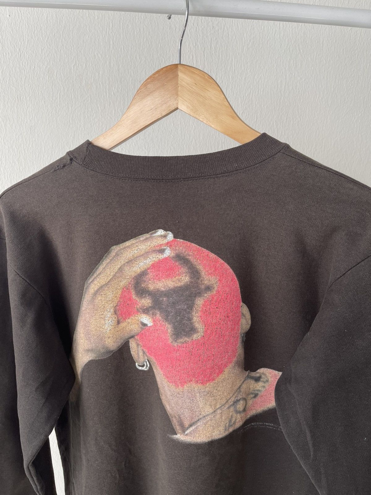 NBA × Vintage 1996 Dennis Rodman Faded Sweatshirt Size US M / EU 48-50 / 2 - 6 Thumbnail