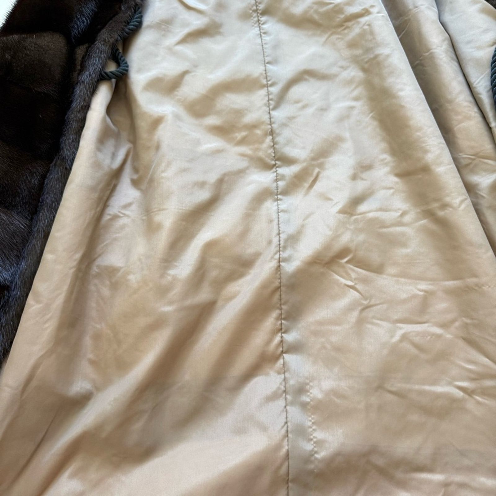 Other Mink natural fur long vest size L Retail 3200$ Size L / US 10 / IT 46 - 10 Thumbnail