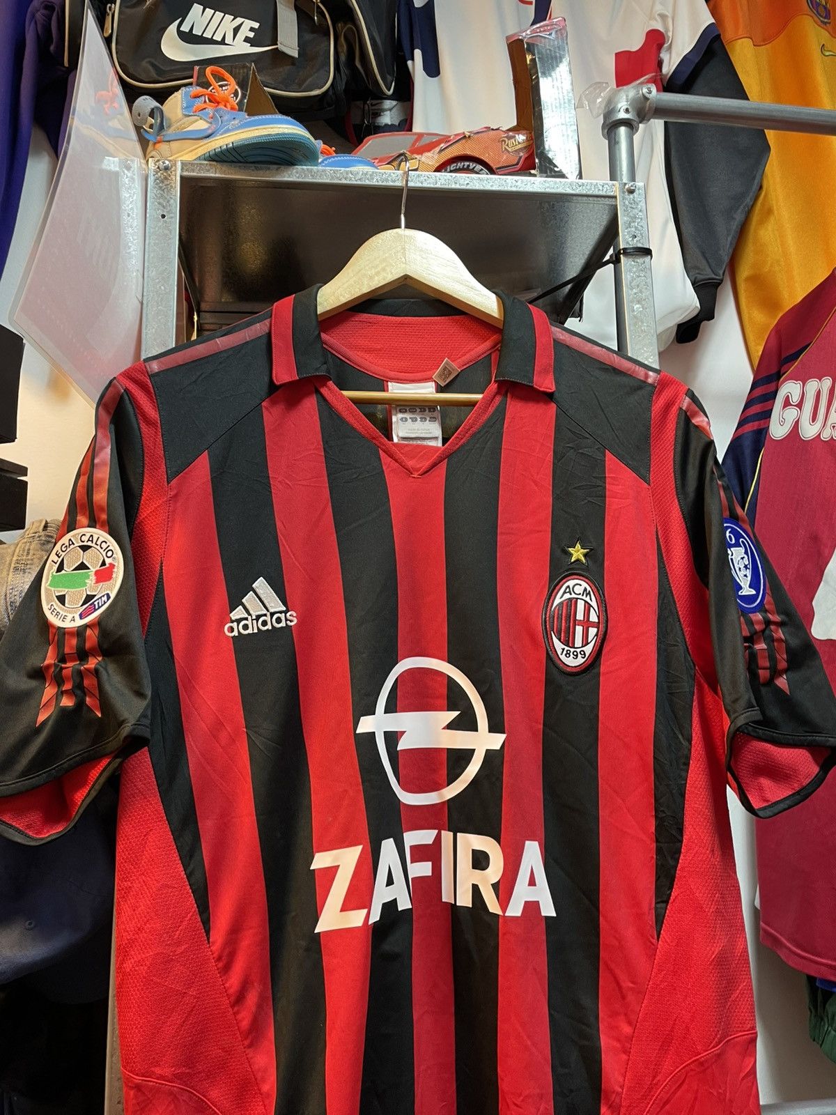 Adidas Vintage 2005-2006 AC Milan Hime Kit KAKA 22 Size US M / EU 48-50 / 2 - 3 Thumbnail