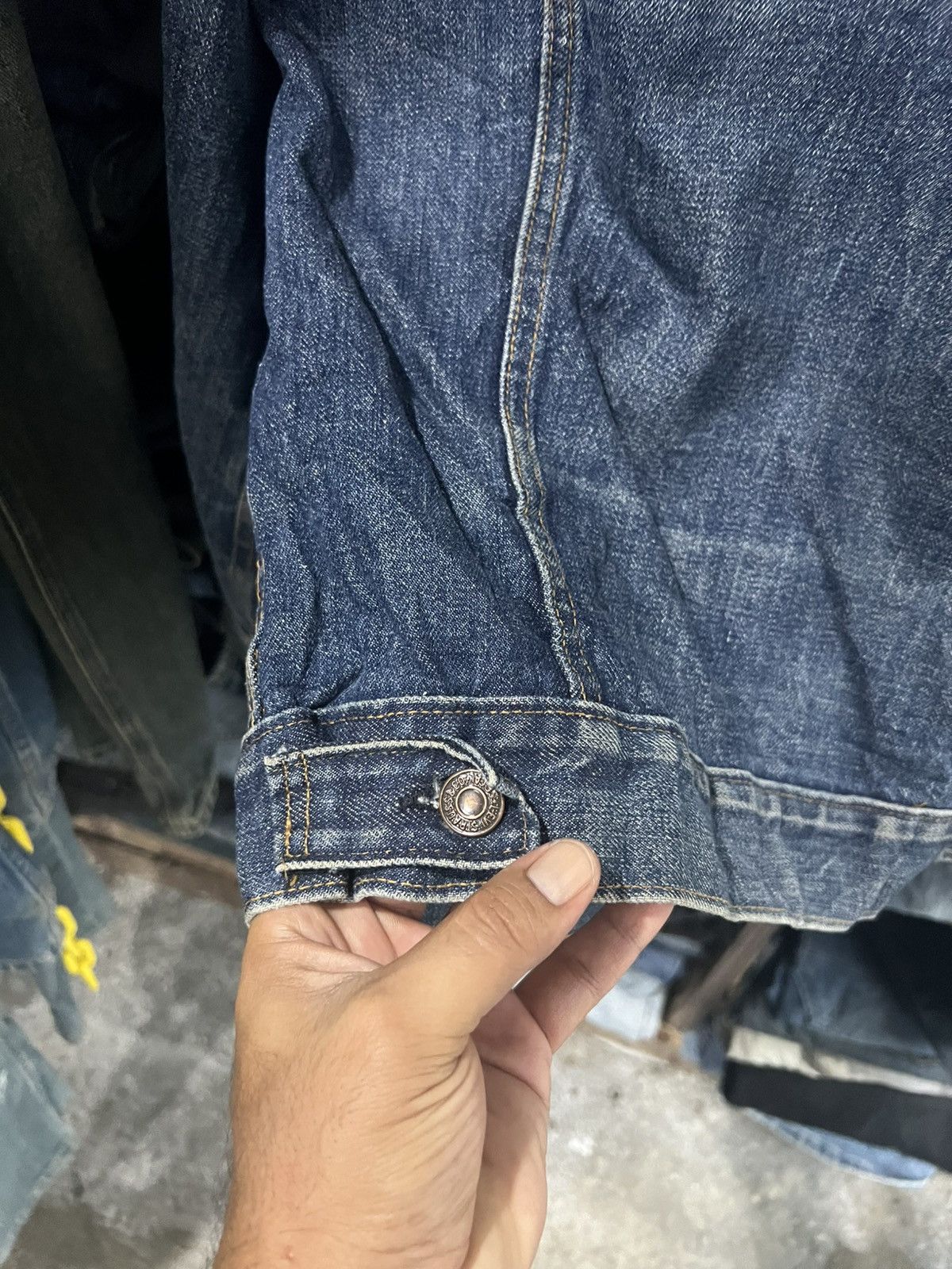 Levi's Vintage Clothing 🔥Vintage Levis Made in Usa Denim Trucker Size US M / EU 48-50 / 2 - 12 Thumbnail