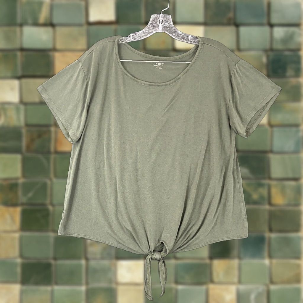 Loft VINTAGE? No. Loft Outlet Women Blouse Short Sleeve Tie Green L Size L / US 10 / IT 46 - 1 Thumbnail
