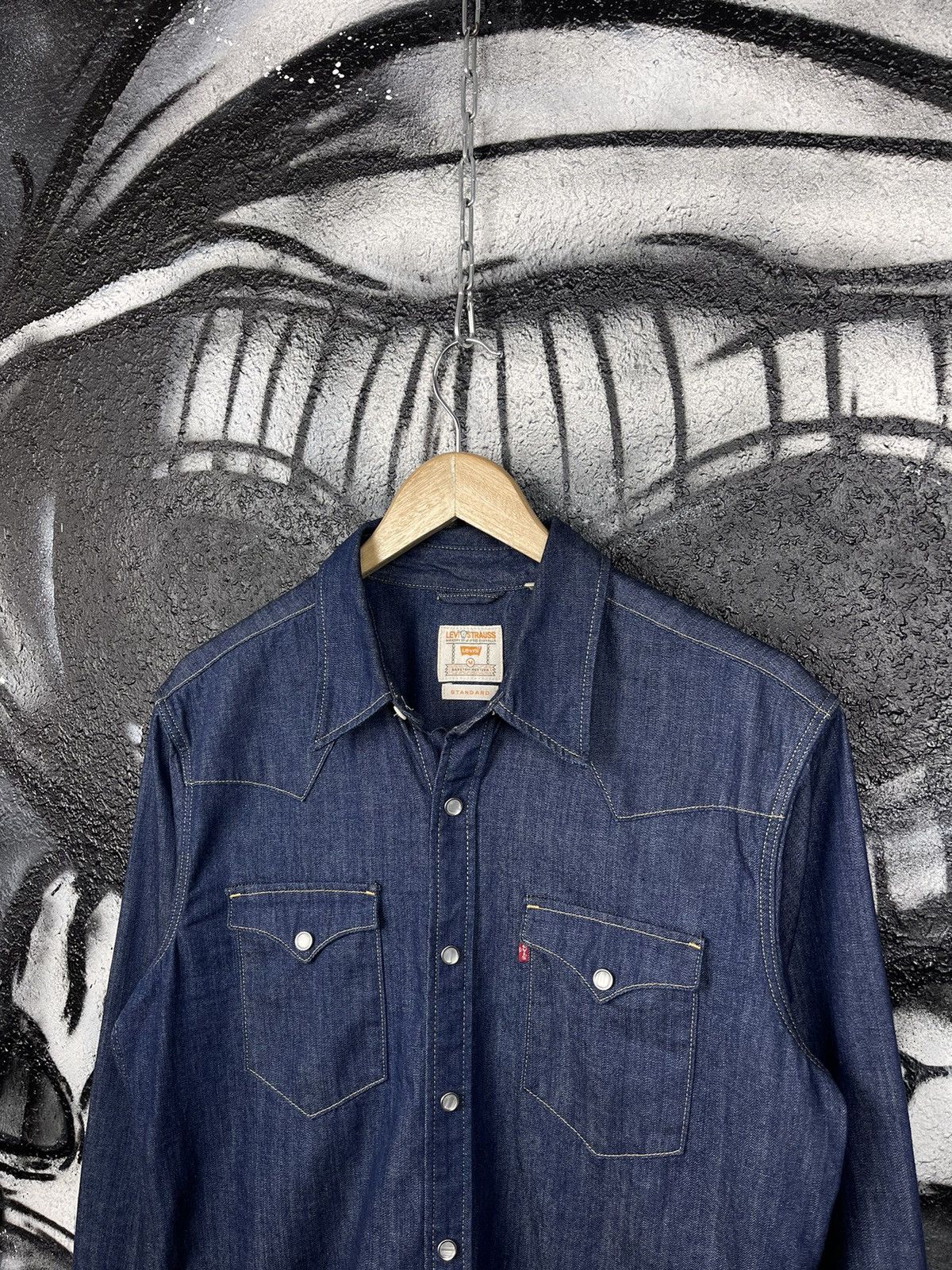 Levi's Vintage Clothing Levi’s Barstow Western Standard Denim Shirt Men’s Size M Size US M / EU 48-50 / 2 - 4 Thumbnail