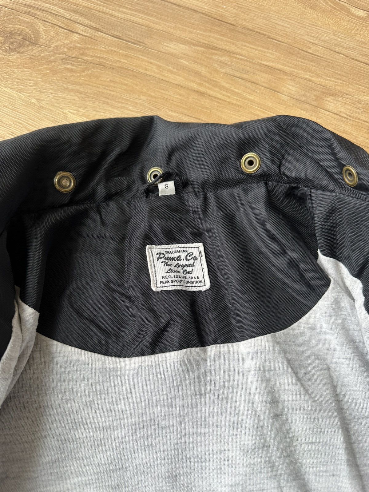 Puma Vintage Puma y2k 90s Nylon Button Coach Jacket Size US S / EU 44-46 / 1 - 16 Thumbnail