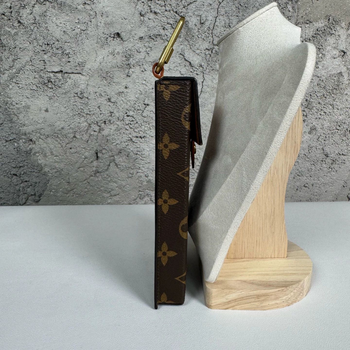 Louis Vuitton Louis Vuitton Cigar Box 99 New Size ONE SIZE - 4 Thumbnail