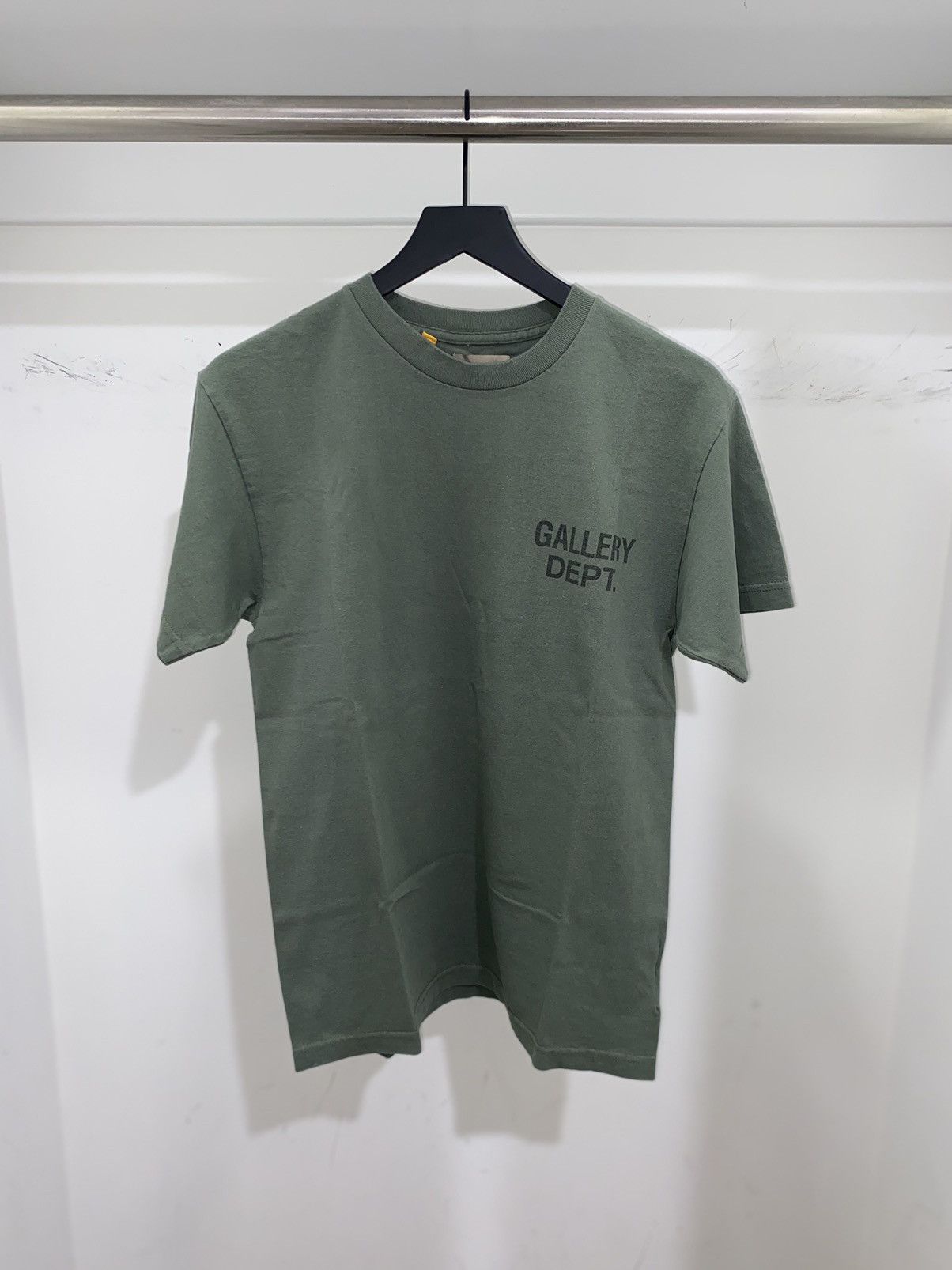 image of Gallery Dept Souvenir T-Shirt (Olive), Men's (Size Small)