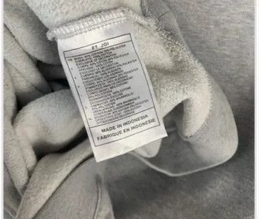 Nike Vintage Nike Center swoosh Small Logo Sweatshirt Size US L / EU 52-54 / 3 - 7 Thumbnail