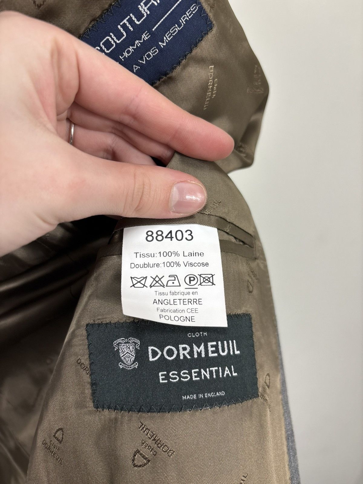 Other Bespoke Dormeuil Men’s 2-Piece Grey Pinstripe Wool Suit Size 52R - 9 Thumbnail