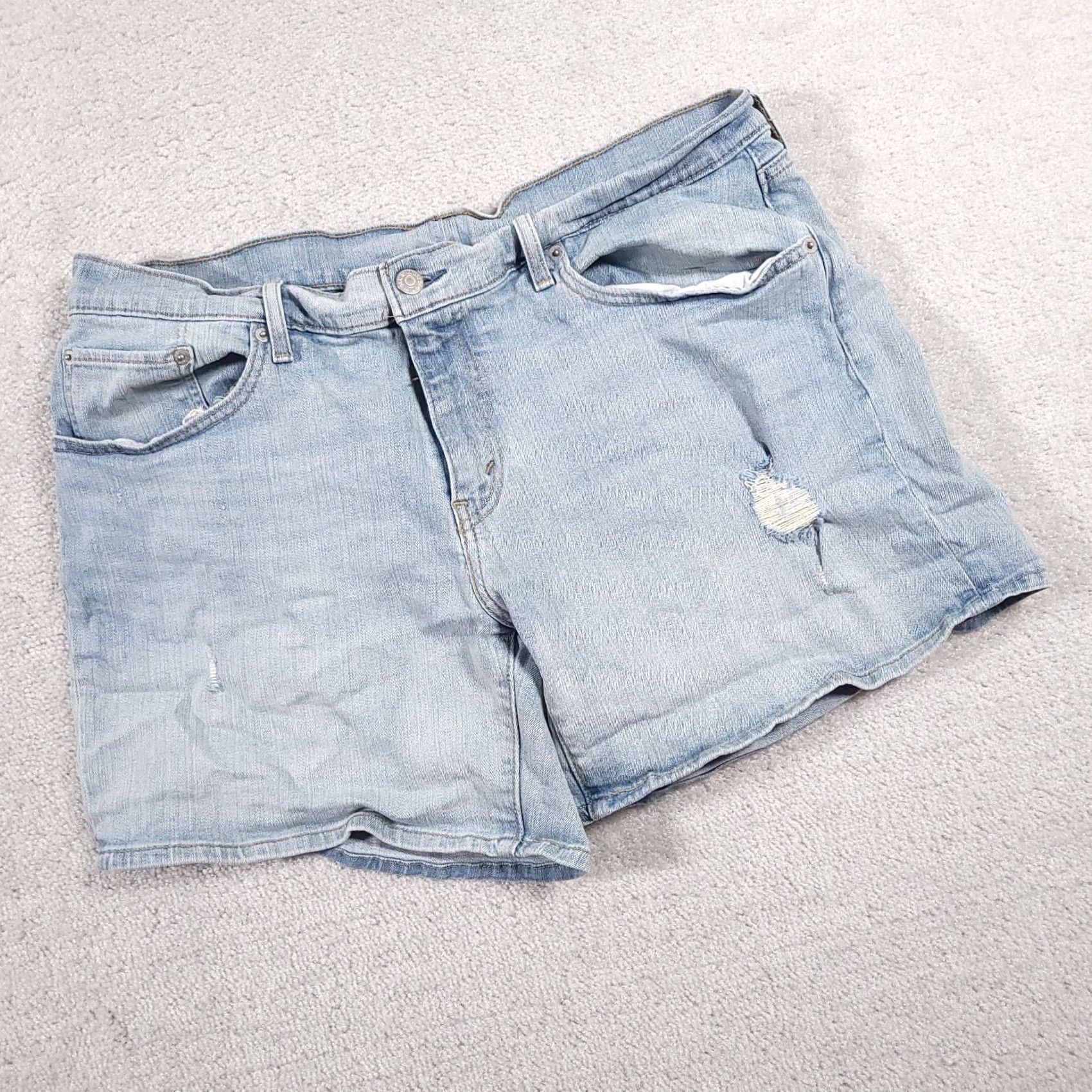 Levi's Levi's Jean Shorts Women's 34W Blue Light Wash Denim Distressed Extra Stretch Shorts Denim Light Blue 90s? Size 24" / US 00 / IT 34 - 2 Thumbnail