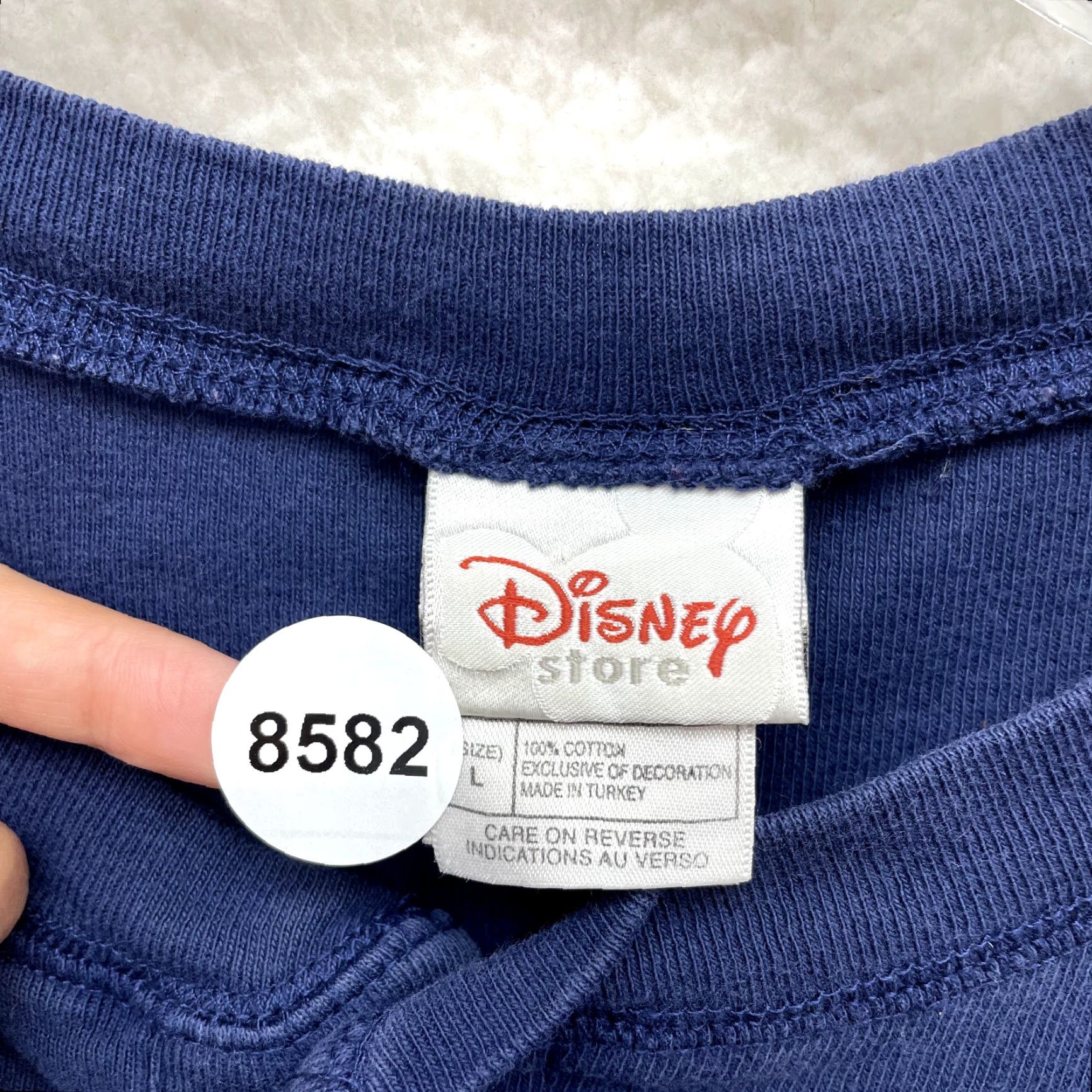 Disney VINTAGE Disney Mickey Mouse Henley T-Shirt Long Sleeve Embroidered XL Large Mens Blue 1990s - Hanley? Size US L / EU 52-54 / 3 - 8 Thumbnail