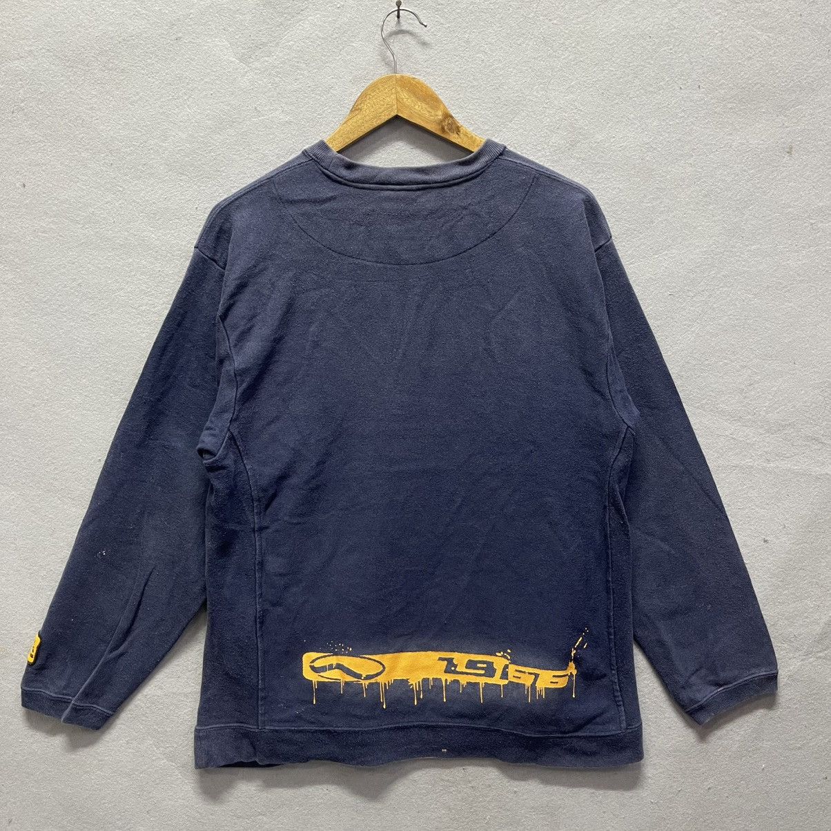 Vans Vintage Vans “Off The Wall” Long Sleeve Pullover (2000s) Size US M / EU 48-50 / 2 - 7 Thumbnail