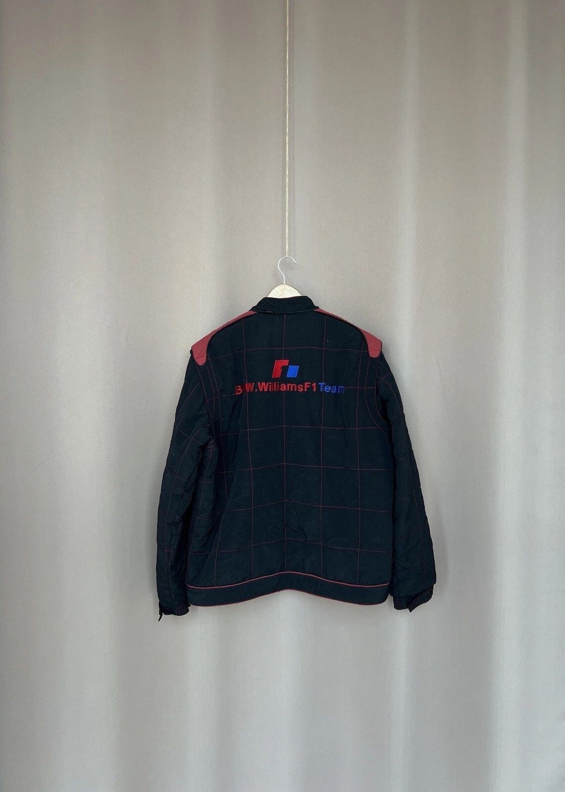 BMW Williams BMW Formula-1 Racing Team Jacket Size M/L F-1 Size US M / EU 48-50 / 2 - 7 Thumbnail