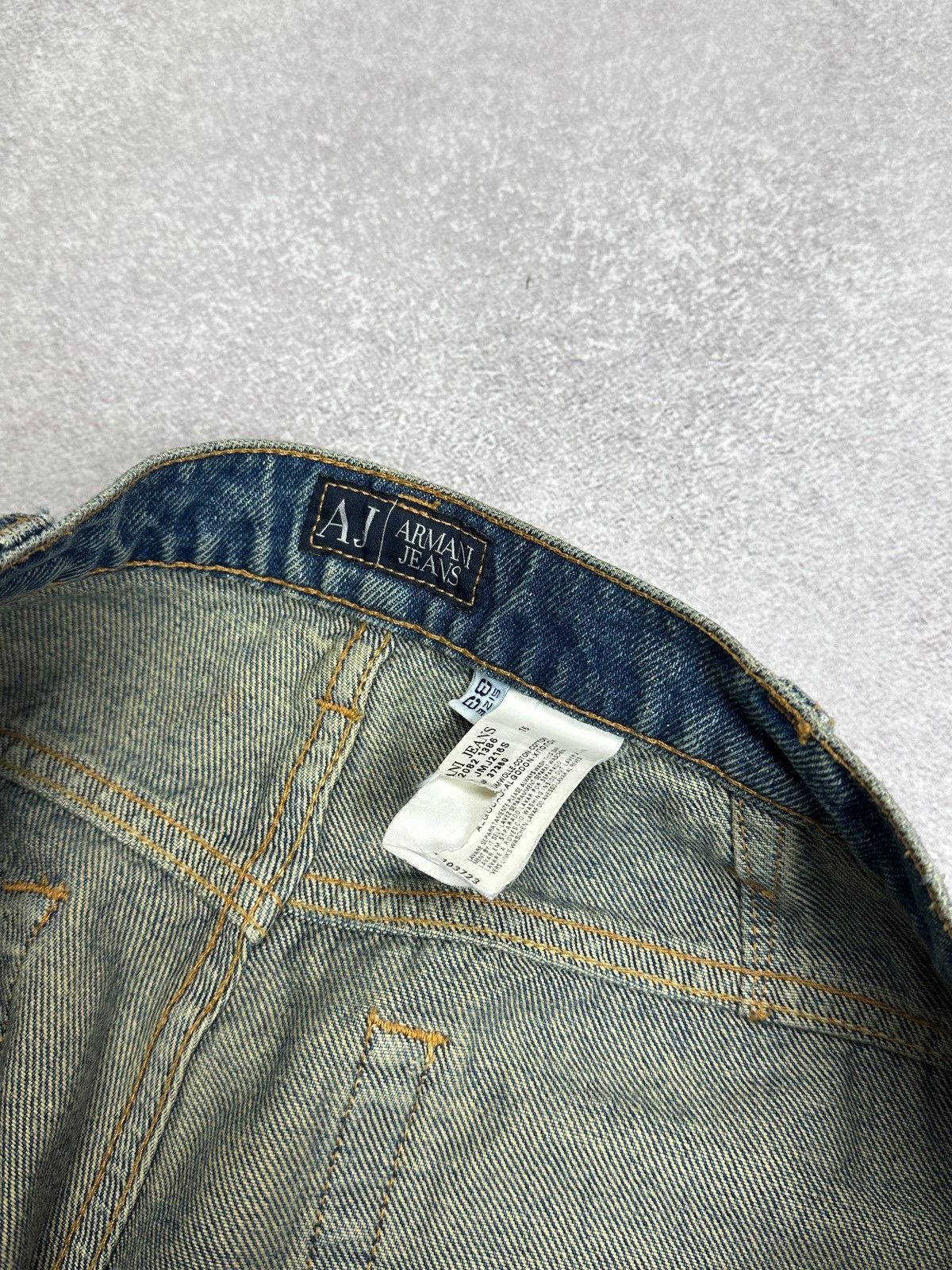 Emporio Armani Vintage Armani Metal Logo Baggy Denim Jeans Pants Rare 33 Size US 33 - 9 Thumbnail