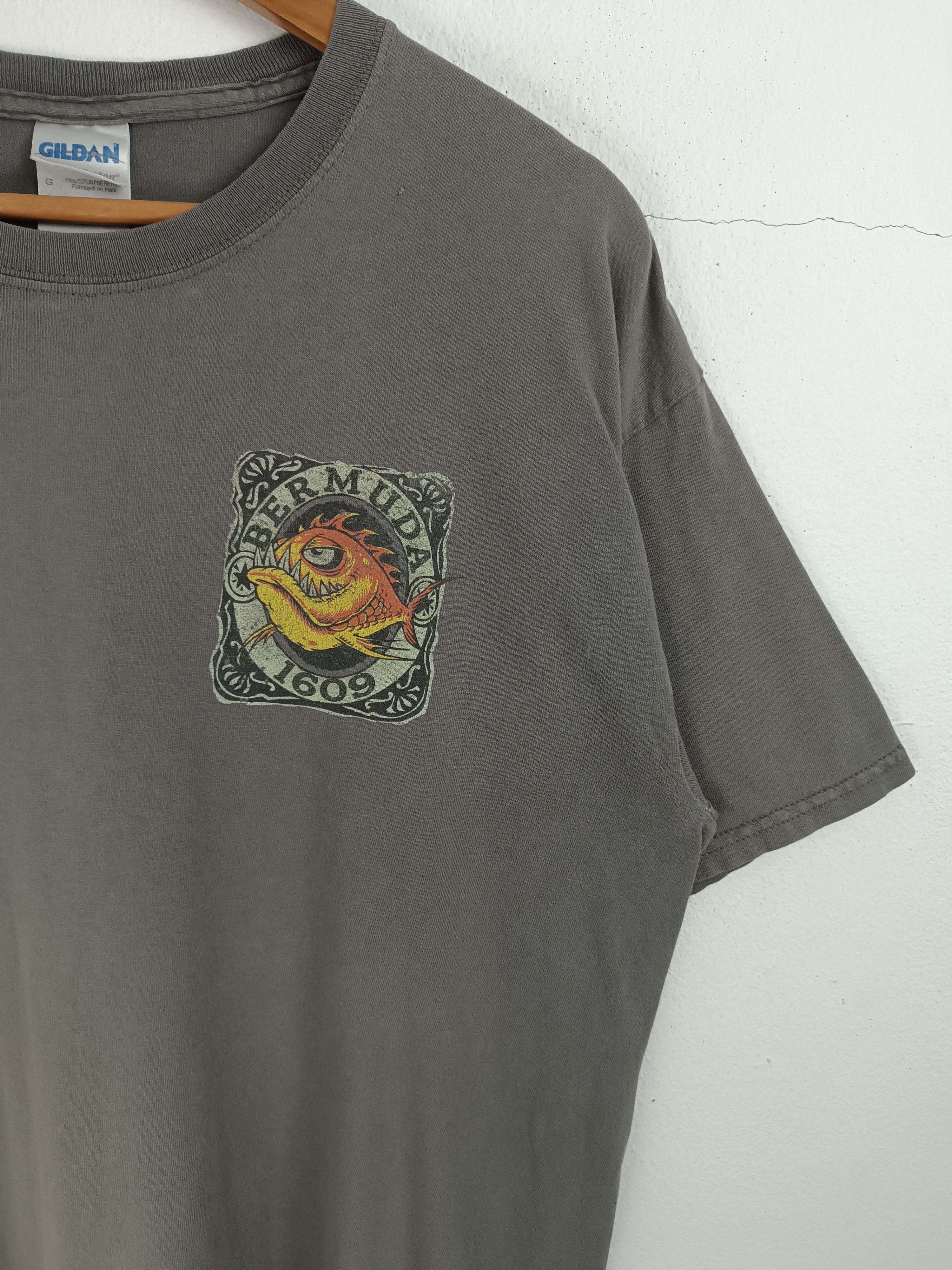 Vintage VINTAGE BERMUDA 1609 MONSTER FISH SCARY HORROR DARK TEE Size US L / EU 52-54 / 3 - 6 Thumbnail