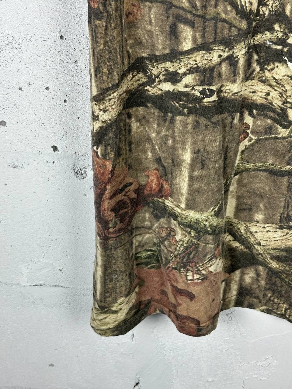 Mossy Oaks × Vintage Vintage 2000s Real Tree Camo T Shirt XXL Rare Size US XXL / EU 58 / 5 - 6 Thumbnail