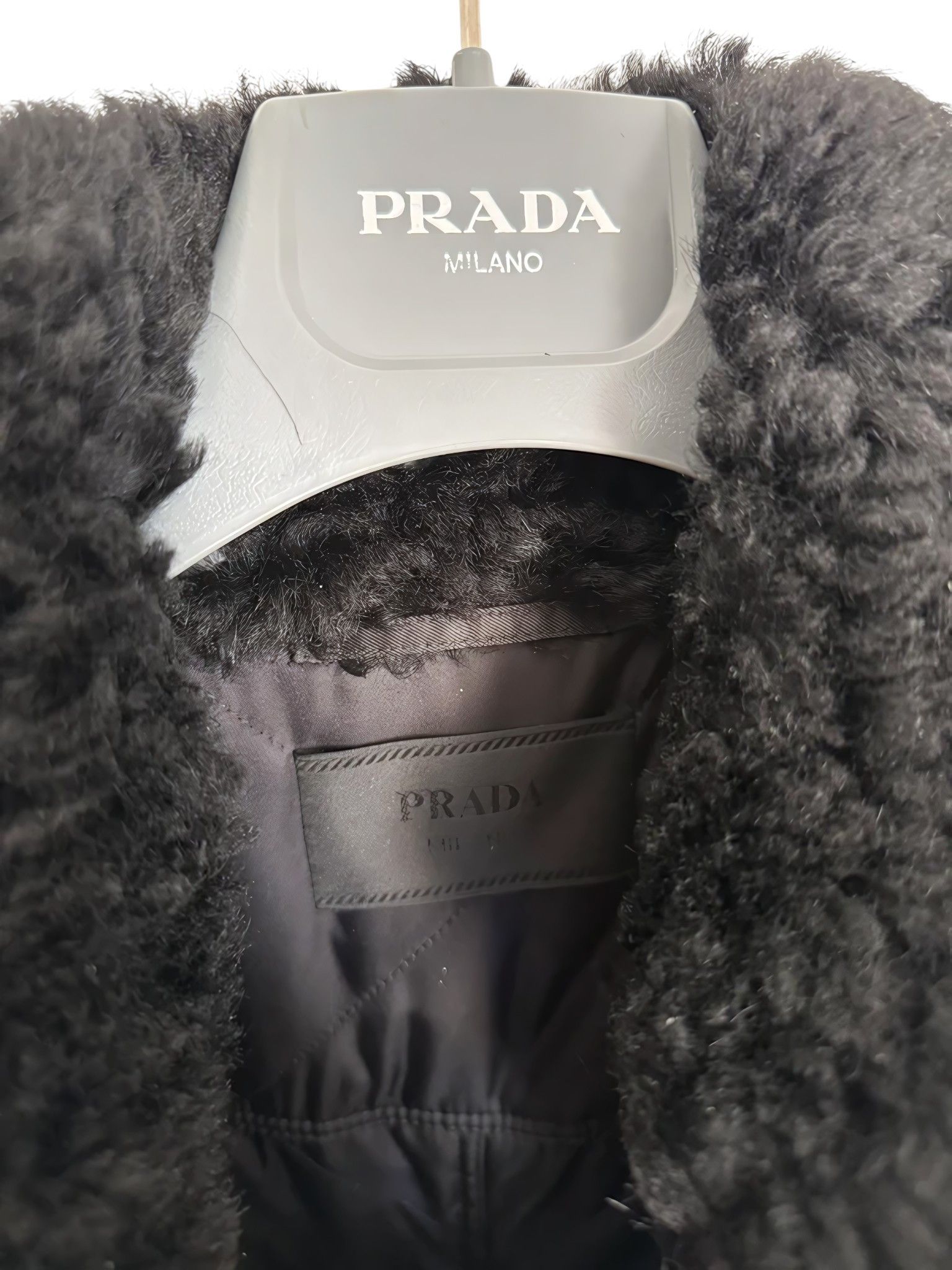 Prada F/W 2019 RUNWAY BELTED JACKET Size US S / EU 44-46 / 1 - 4 Thumbnail