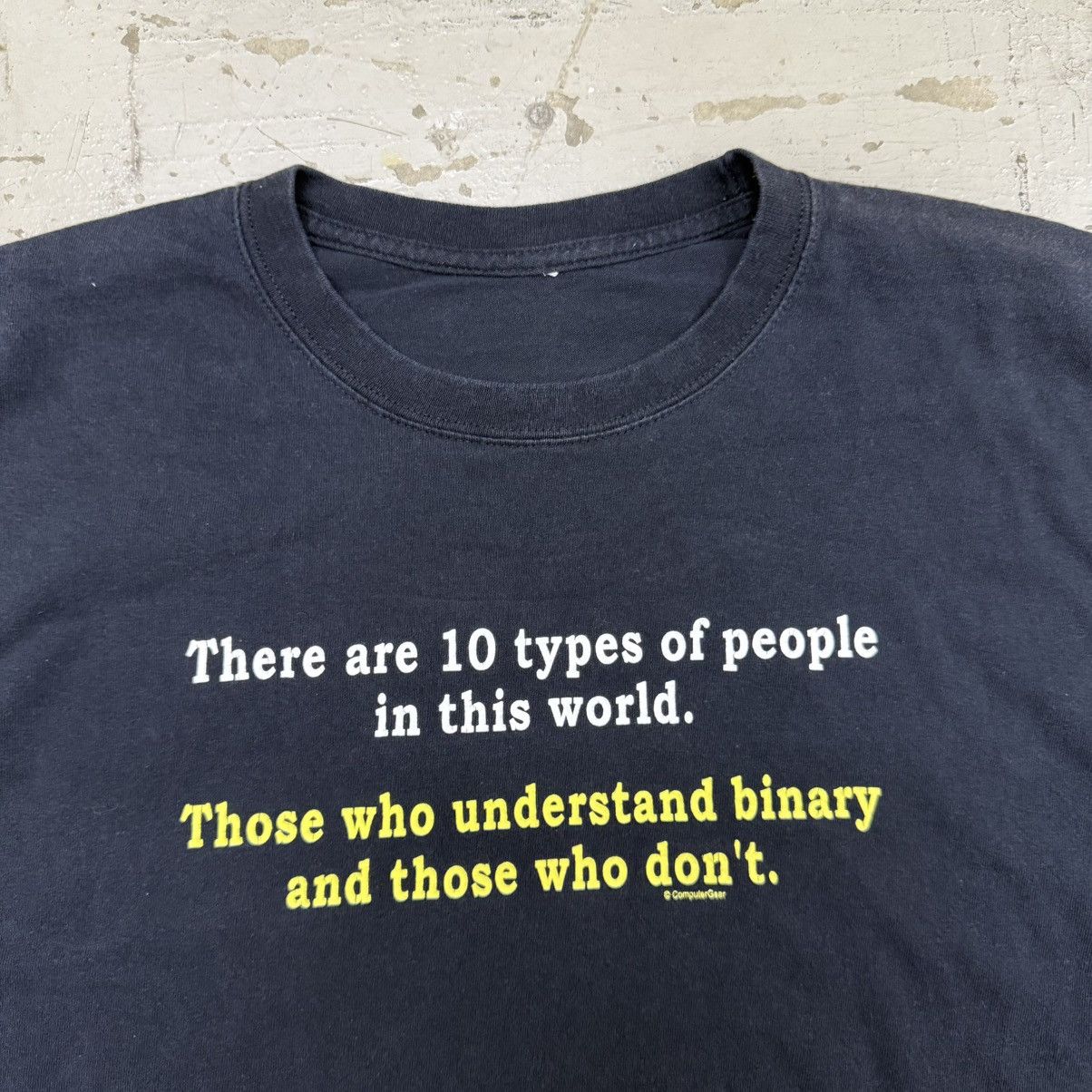 Vintage Vintage Computer Gear Binary Humor Wording Tees Size US XL / EU 56 / 4 - 2 Thumbnail