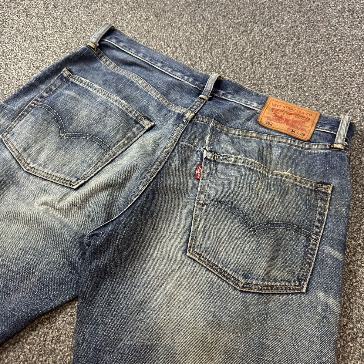 Engineered Garments × Levi's Vintage y2k Levis 502 Thrashed Distressed Dirty Washed Denim Size US 34 / EU 50 - 8 Thumbnail