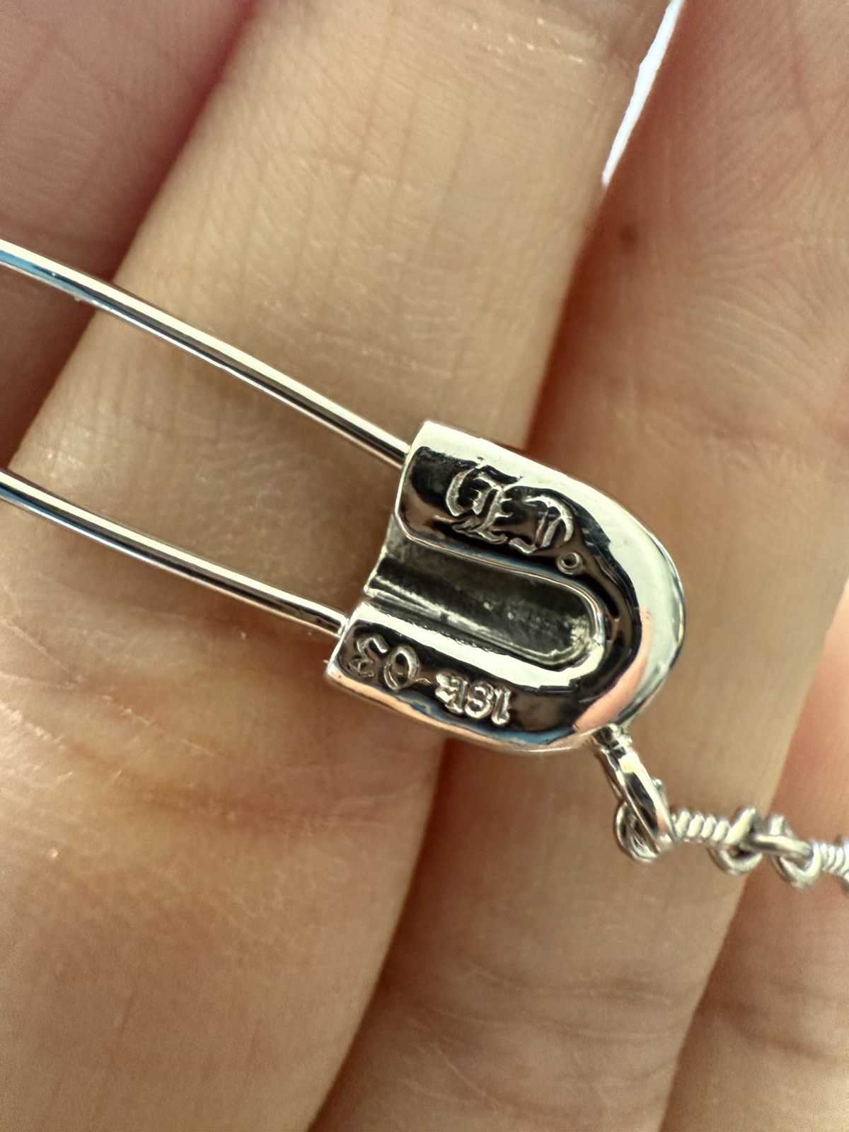 Chrome Hearts 🔥Chrome Hearts Twisted Chain White Gold Safety pin Neckalce🔥 Size ONE SIZE - 8 Thumbnail