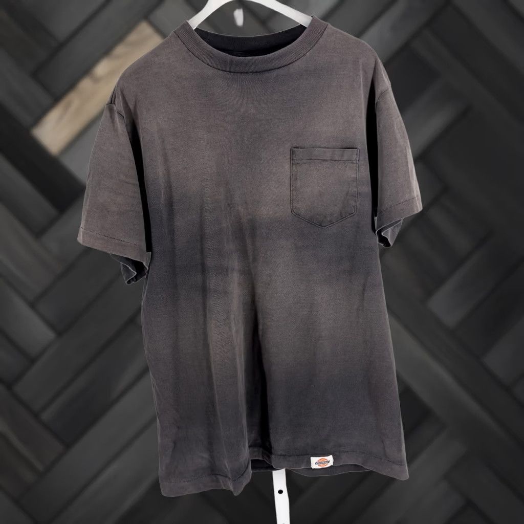 Dickies VINTAGE Dickies T-Shirt Charcoal Grey Pocket USA L Dickies Sun Faded 90s Grunge Thrashed Men Mens Shirt Short Sleeve Cotton Size US L / EU 52-54 / 3 - 1 Thumbnail