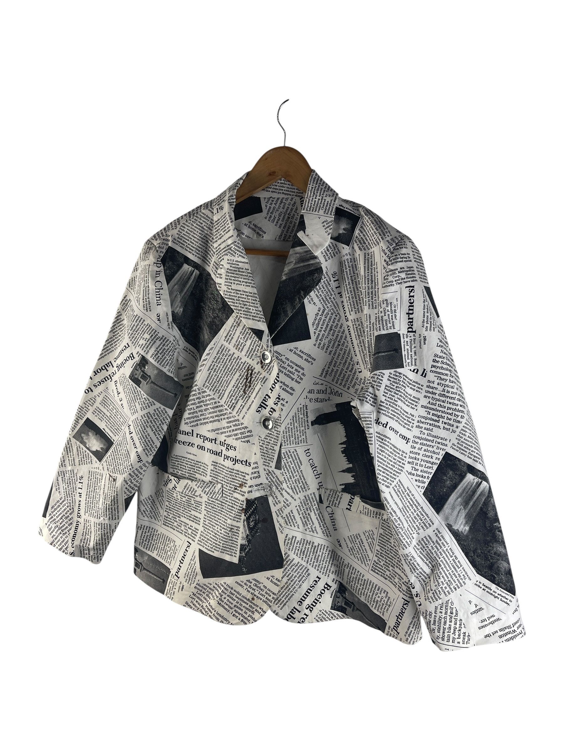 Japanese Brand Vintage Japanese Newspaper Print Collage Jacket Size US M / EU 48-50 / 2 - 6 Thumbnail