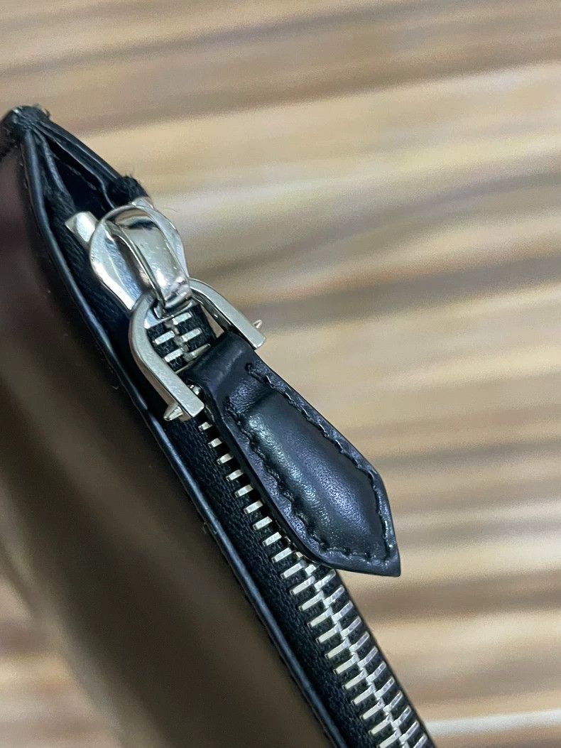 Givenchy Givenchy Black pure leather trendy design clutch purse for Size ONE SIZE - 5 Thumbnail