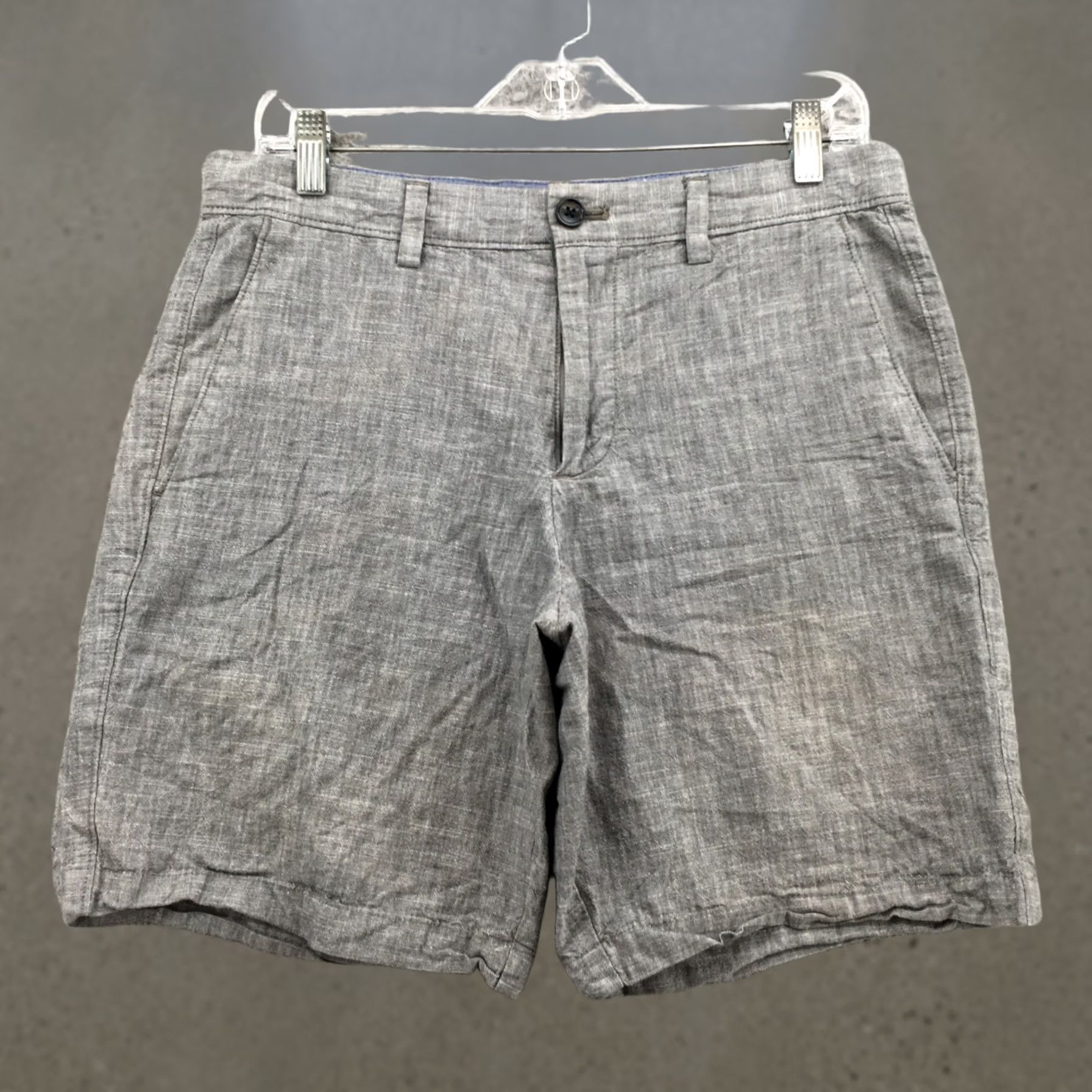 Banana Republic Banana Republic Chino Shorts Mens 30 Gray Cotton Hi-Rise Zip Fly Size US 30 / EU 46 - 1 Thumbnail