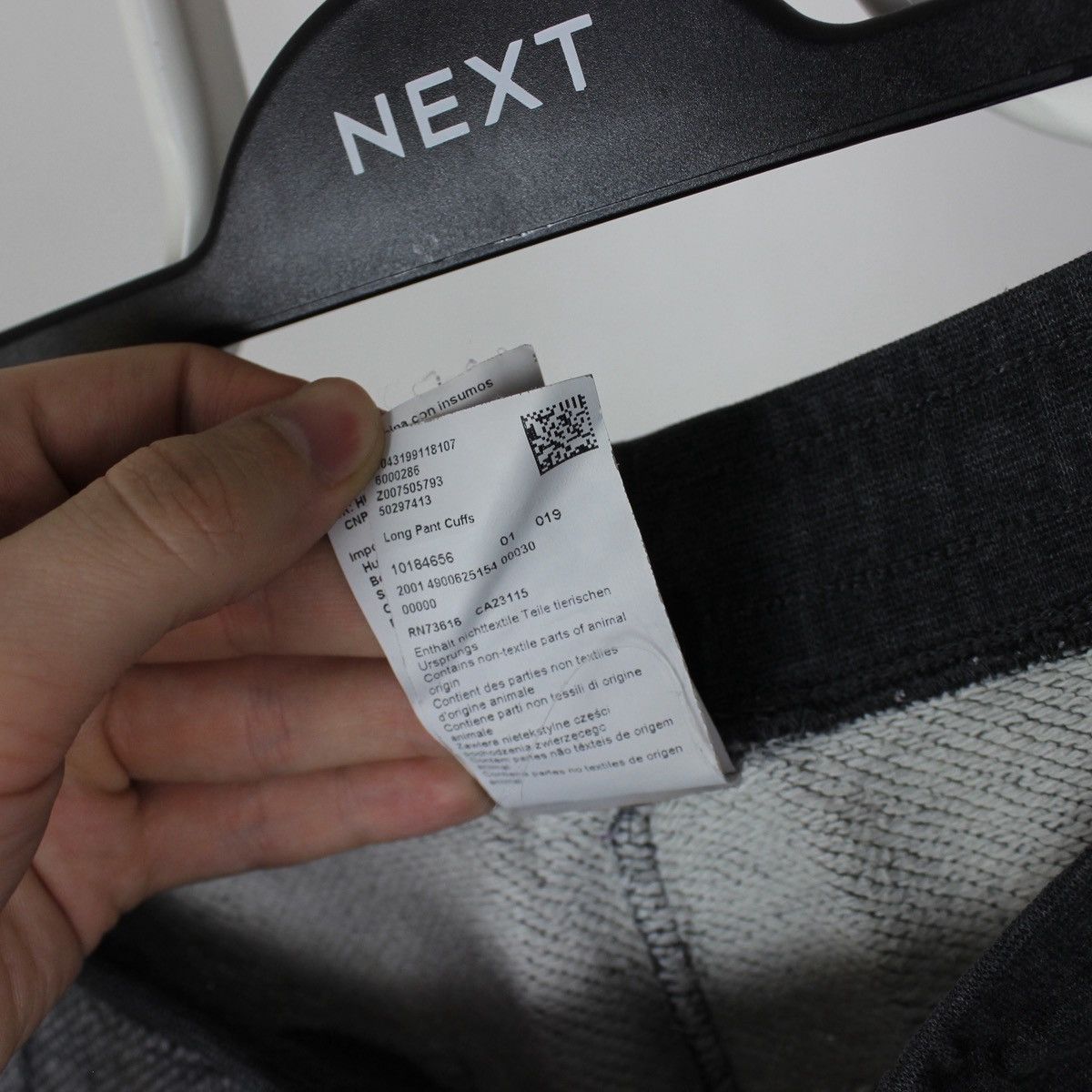 Hugo Boss Hugo boss joggers pants XS S gray Size US 30 / EU 46 - 9 Thumbnail