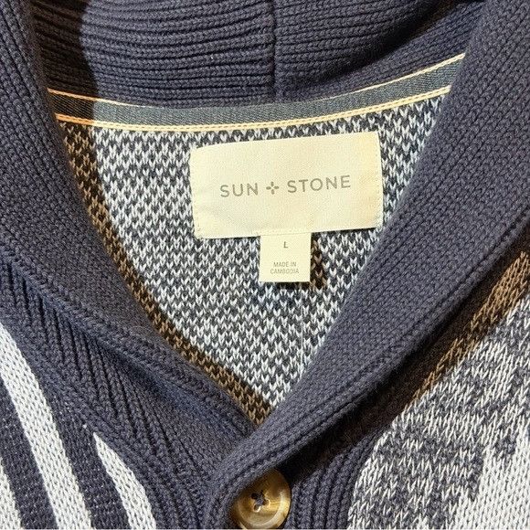 Other Sun + Stone Navy and Gray Geometric Cardigan Sz L Size US L / EU 52-54 / 3 - 2 Thumbnail