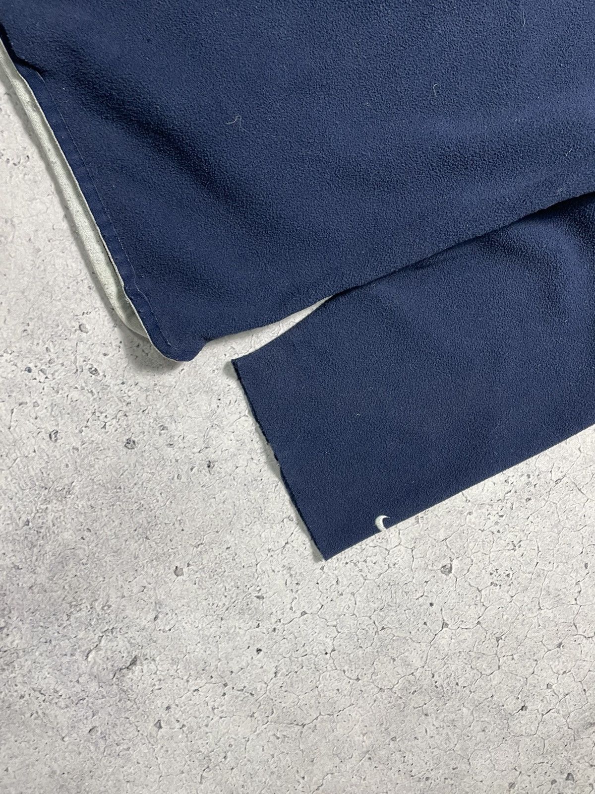 Nike Vintage Nike Big Logo Swoosh Rare Fleece 1/3 Zip Sweatshirt Size US L / EU 52-54 / 3 - 4 Thumbnail