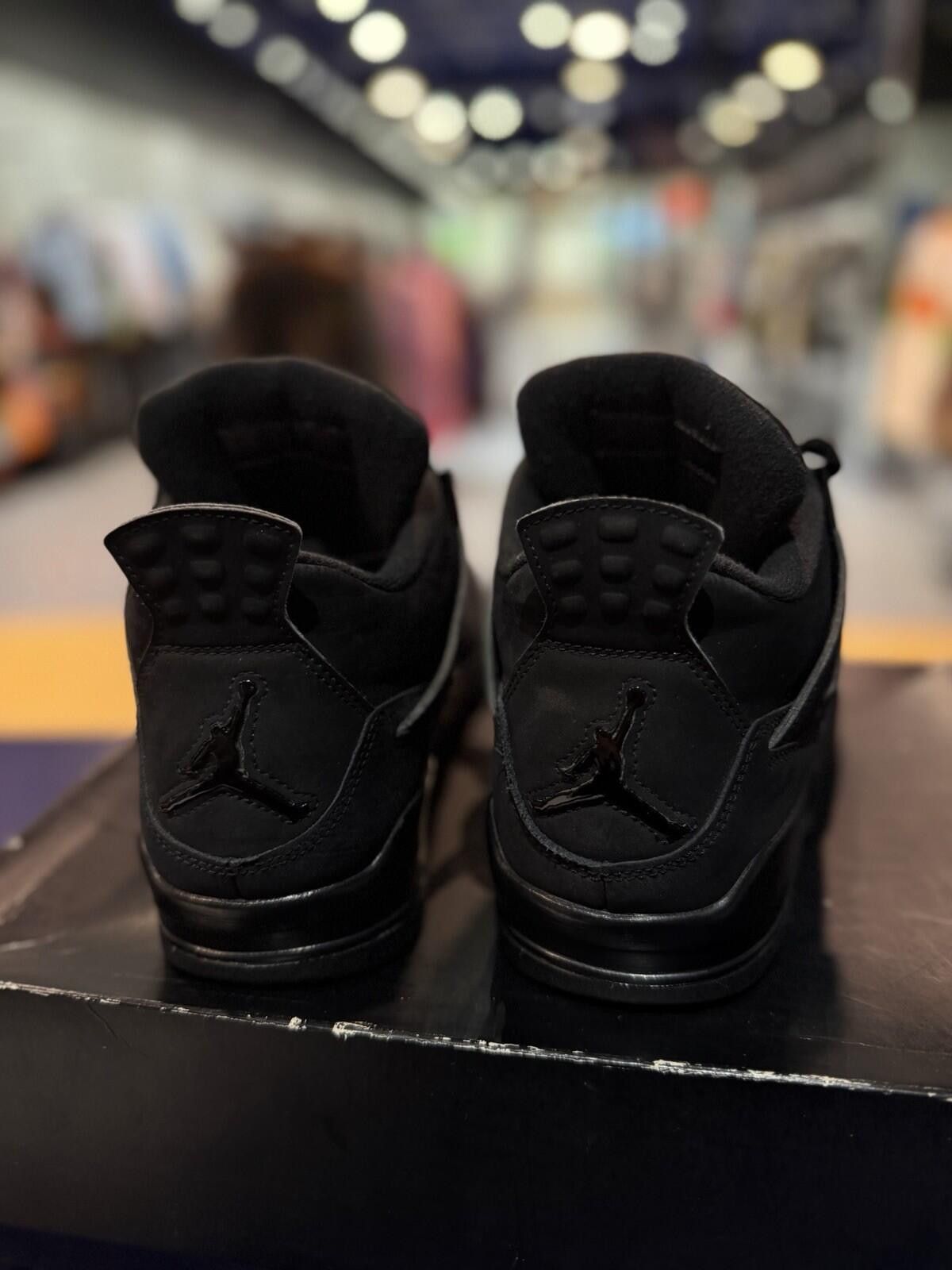Jordan Brand Jordan Air Jordan 4 Black Cat Low Top Sneaker 2020 Men's 9.5 Size US 9.5 / EU 42-43 - 12 Thumbnail