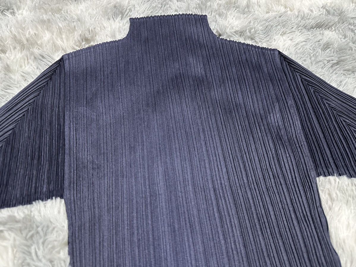 Pleats Please Issey Miyake 🔥Pleats Please Issey Miyake High Neck Top Navy Size US M / EU 48-50 / 2 - 3 Thumbnail