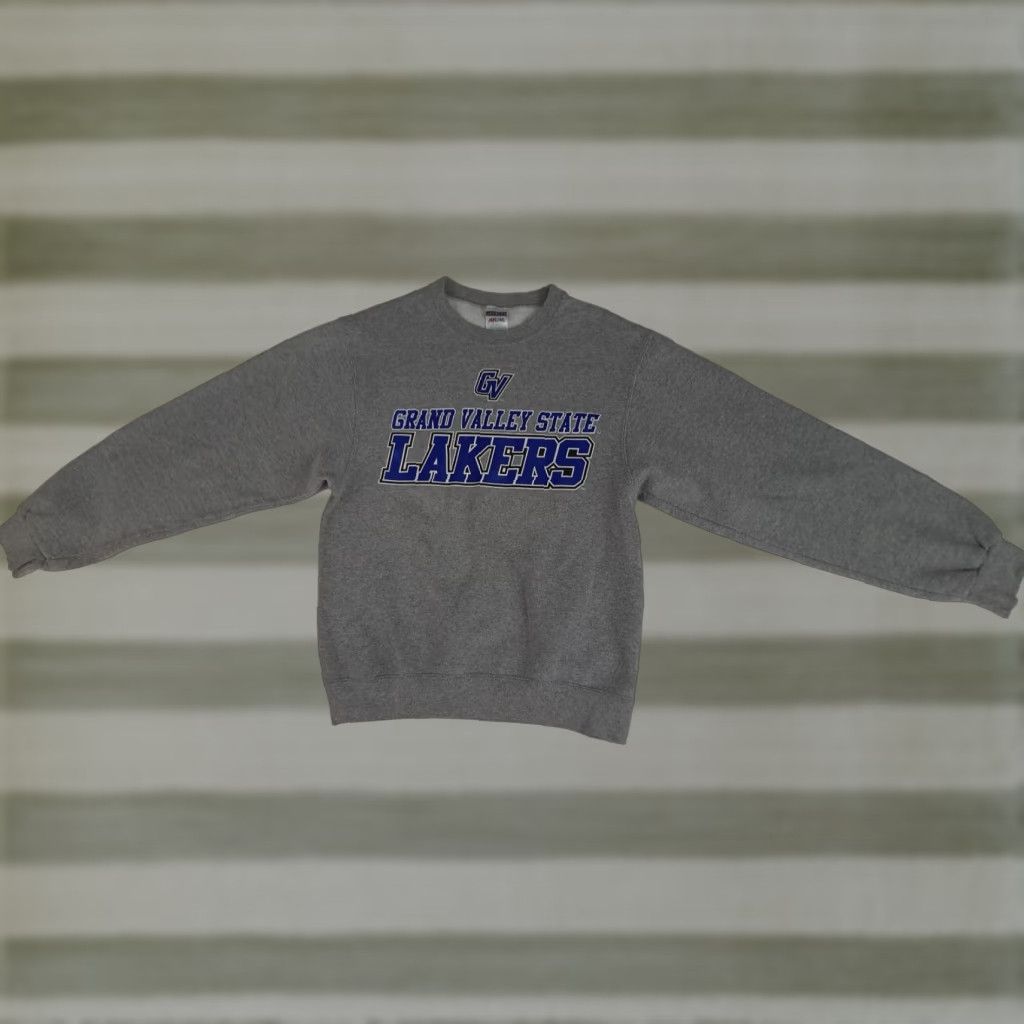 Jerzees VINTAGE Grand Valley State Lakers Sweatshirt Woman Small Gray JERZEES Crew Neck Pullover Long Sleeve University Size S / US 4 / IT 40 - 1 Thumbnail