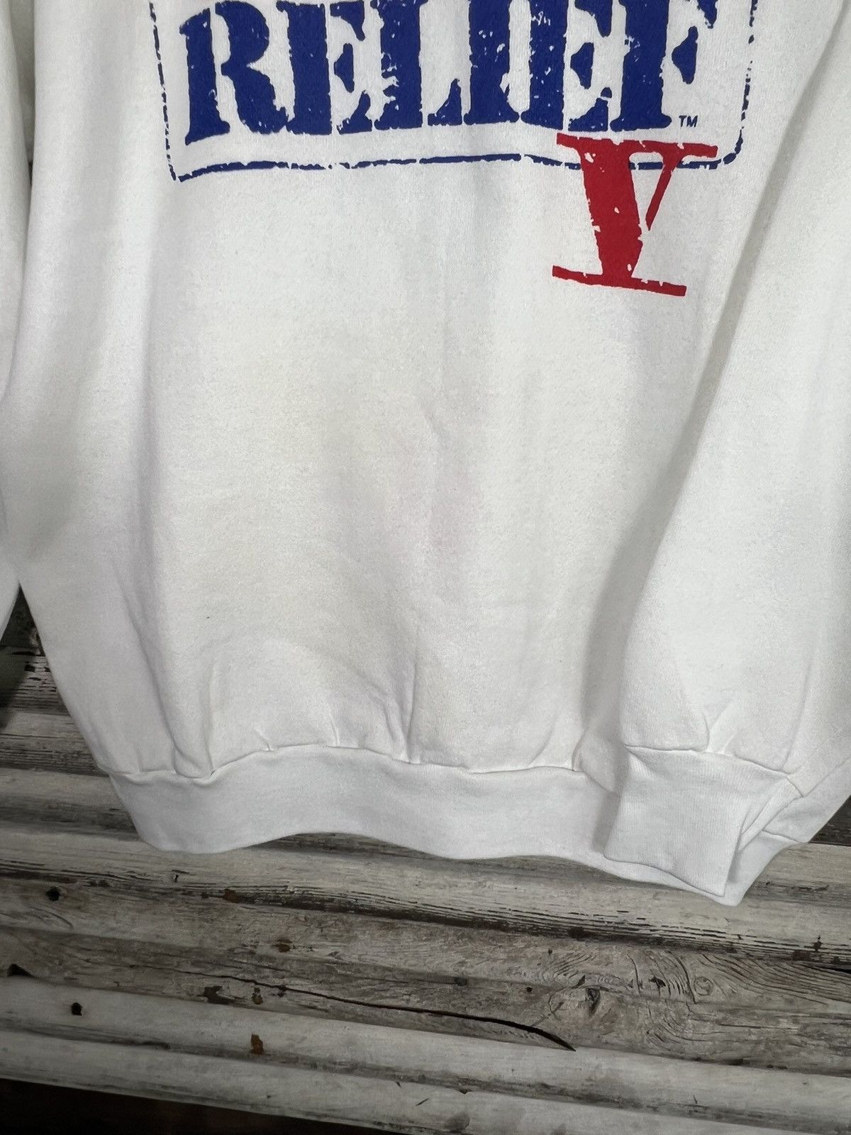 Fruit Of The Loom × Vintage Vintage Comic Relief Sweatshirt Size US L / EU 52-54 / 3 - 5 Thumbnail