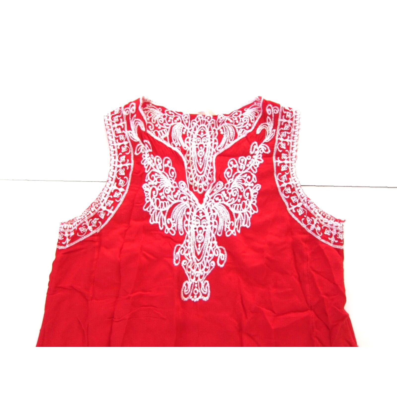 Anthropologie Solitaire Blouse M V-Neck Sleeveless Embroidered 100% Rayon Red Floral Peasant Tunic Women क्या Size M / US 6-8 / IT 42-44 - 7 Thumbnail