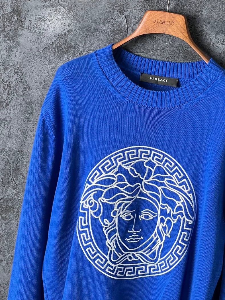 Versace Versace Medusa back pattern embroidered cotton sweater Size US M / EU 48-50 / 2 - 4 Thumbnail