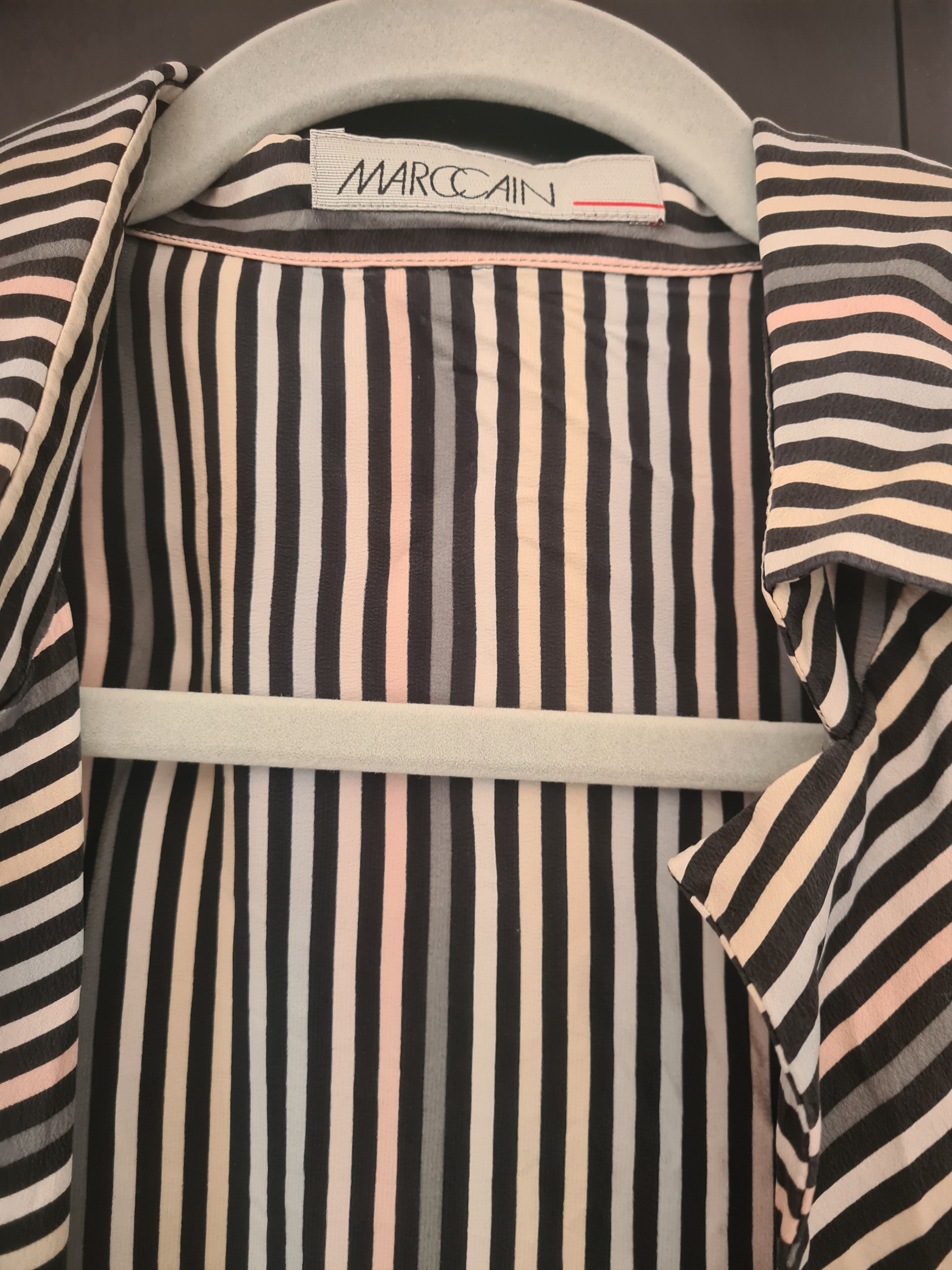 Other Female blouse 100% silk Size S / US 4 / IT 40 - 2 Thumbnail
