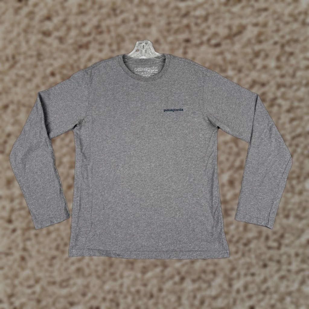 Patagonia Patagonia Shirt Men S Gray Long Sleeve Crew Neck T-Shirt Logo All Seasons Regular Knit Jersey Cotton Polyester USA 90s? Size US S / EU 44-46 / 1 - 1 Thumbnail