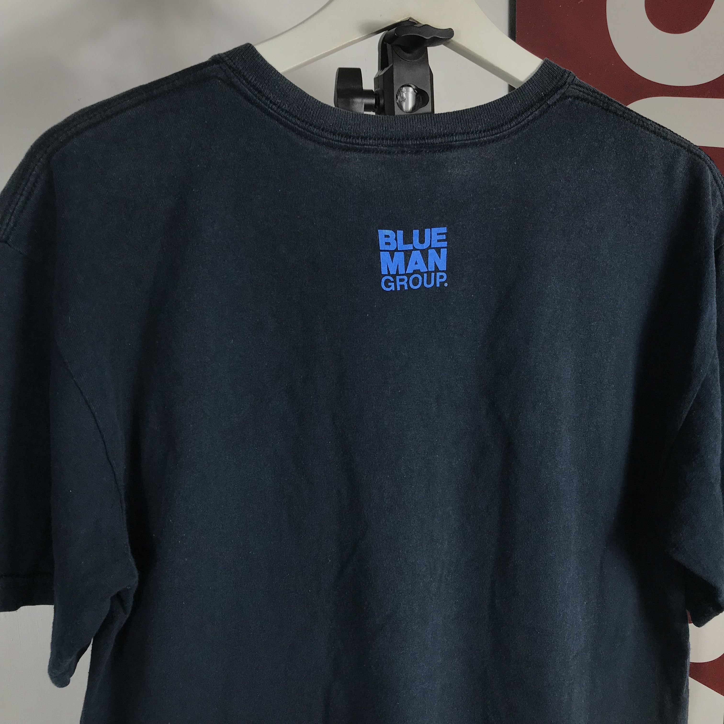 Band Tees Vintage blue man group essential tour t-shirt Size US M / EU 48-50 / 2 - 5 Thumbnail
