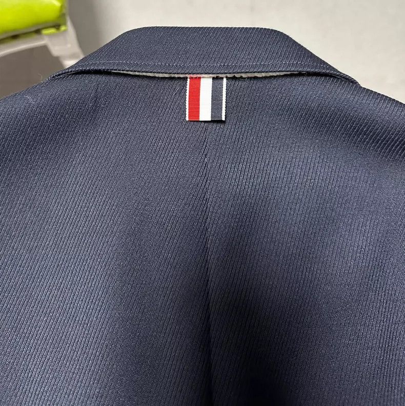 Thom Browne Thom Browne windbreak Size US L / EU 52-54 / 3 - 8 Thumbnail